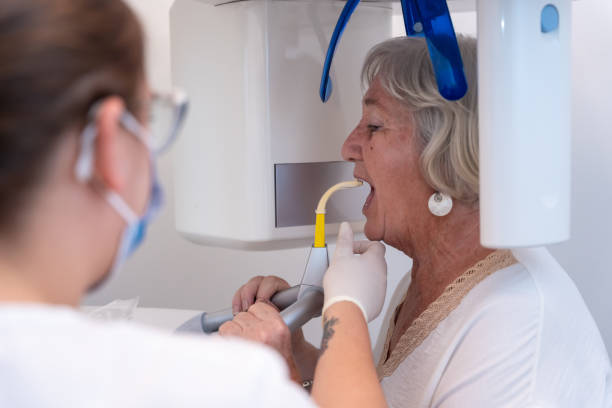 Best Emergency Tooth Extraction in Brooksville, FL